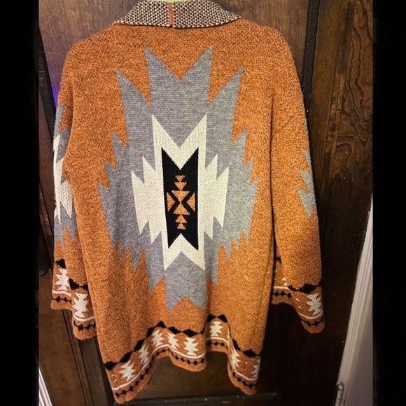Orange & Gray Aztec Print Open Front Long Cardigan - Picture 4 of 6